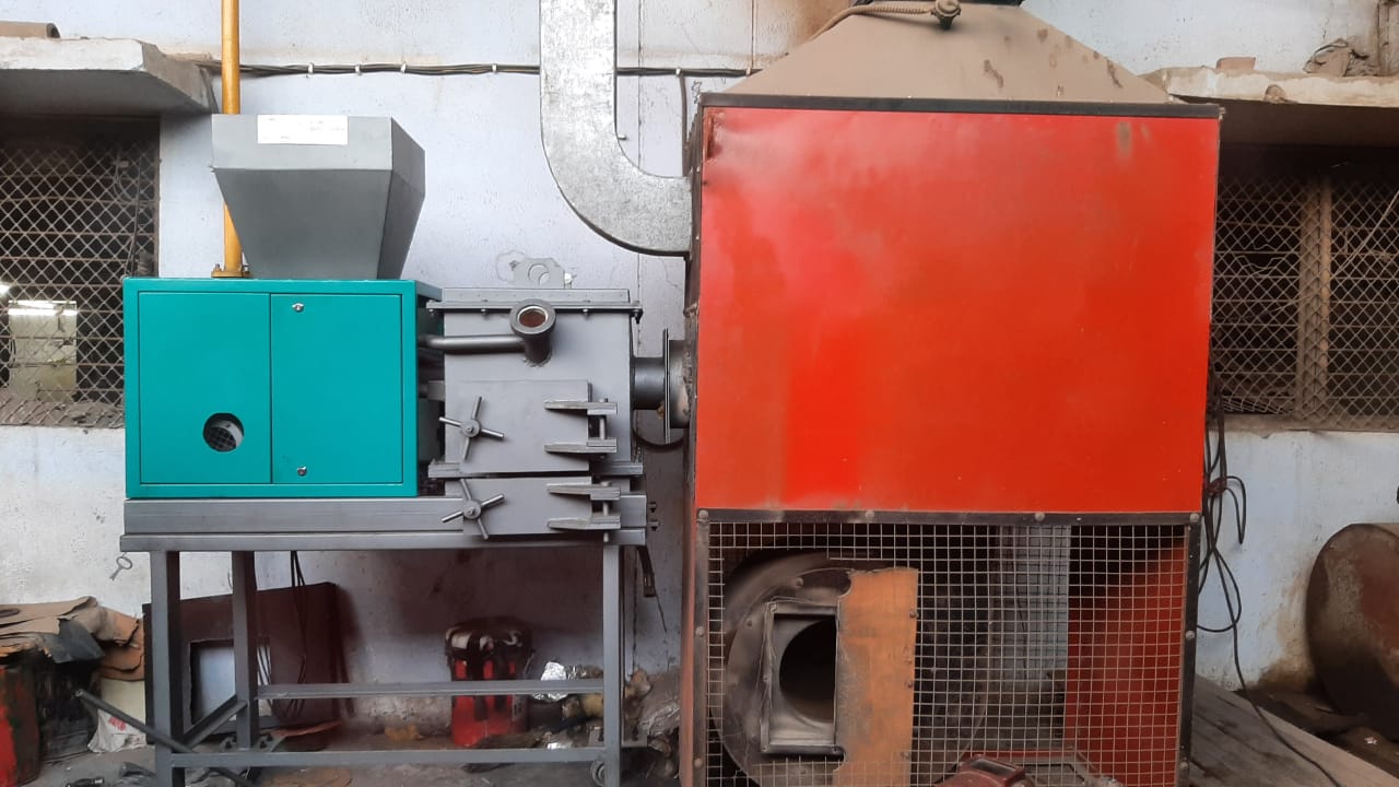 03.  Pellet Burner With Hot Air Generator