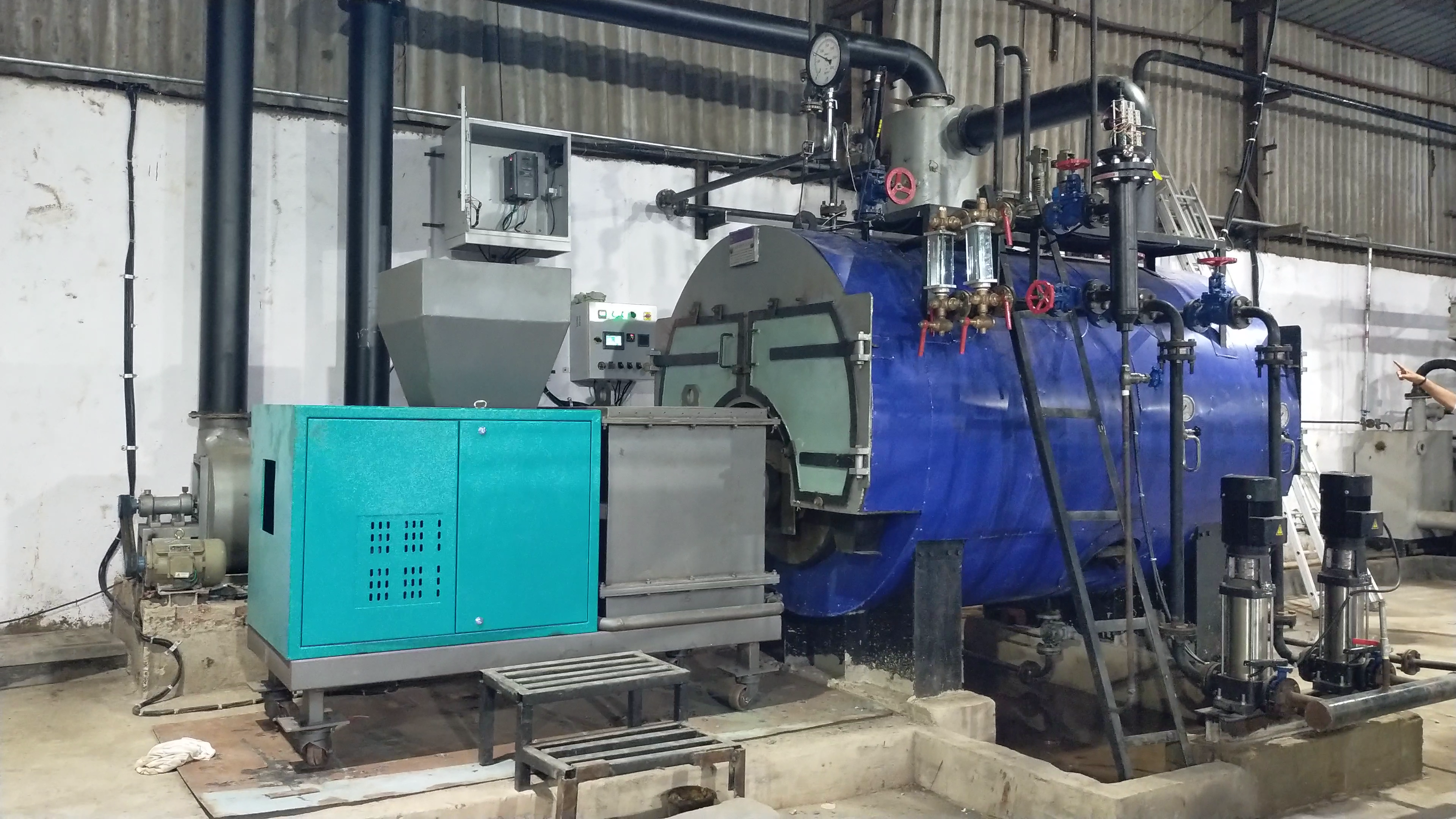 05.  Pellet Burner with Steamboiler